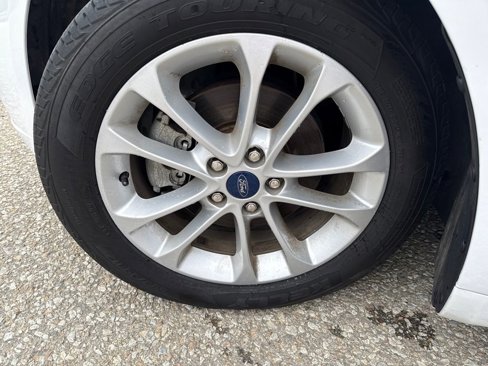 Used 2019 Ford Fusion SE image 23