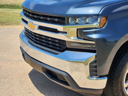 Used 2019 Chevrolet Silverado 1500 LT w/ Texas Edition image 11