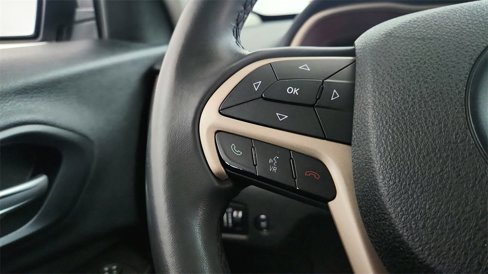 Used 2015 Jeep Cherokee Latitude w/ Comfort/Convenience Group image 24
