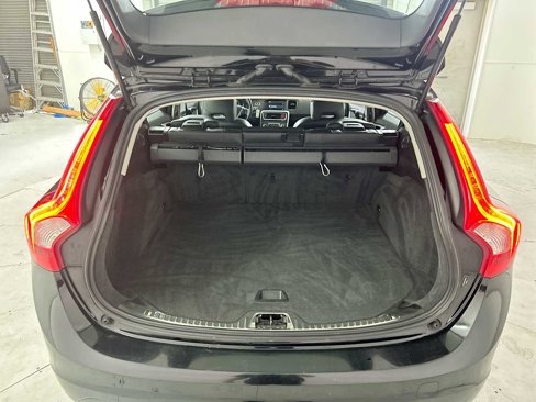 Used 2015 Volvo V60 T5 Premier image 20