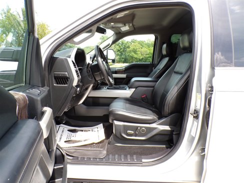 Used 2019 Ford F250 Lariat w/ Lariat Ultimate Package image 34