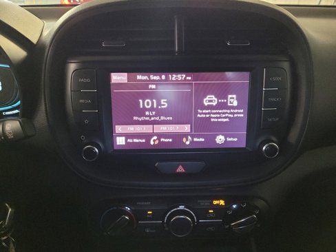 Used 2023 Kia Soul LX w/ Option Group 015 image 25