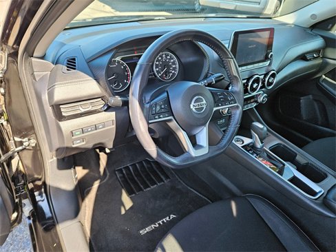 Used 2021 Nissan Sentra SV image 15