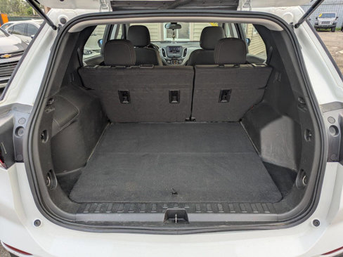 Used 2022 Chevrolet Equinox LS image 17