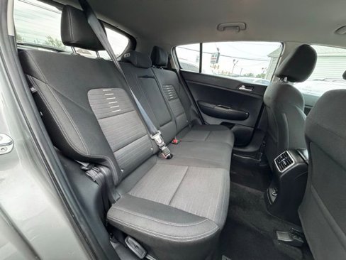 Used 2018 Kia Sportage LX image 29