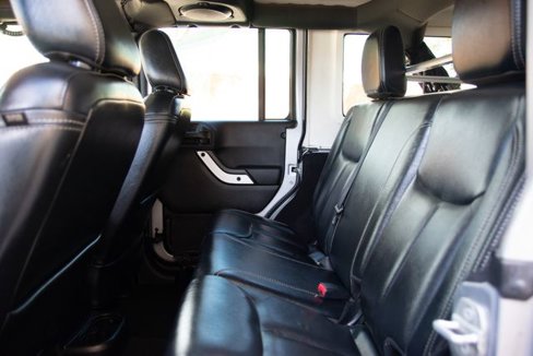 Used 2014 Jeep Wrangler Sahara image 19