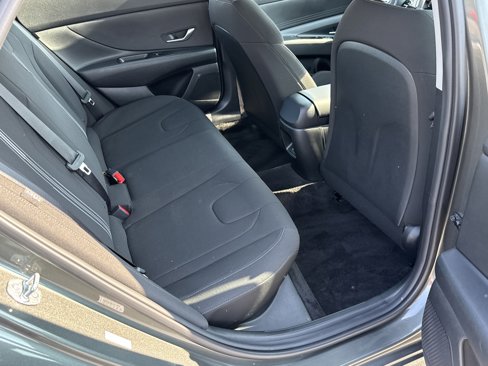 Used 2024 Hyundai Elantra SEL image 21