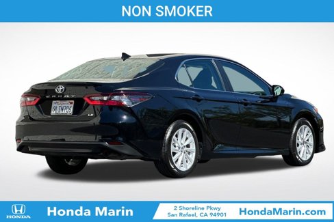 Used 2023 Toyota Camry LE image 5