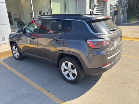 Used 2019 Jeep Compass Latitude w/ Cold Weather Group image 5