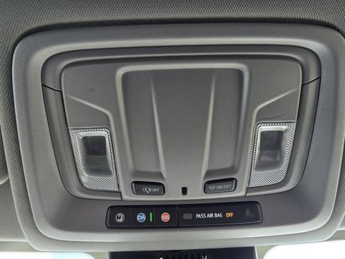 Used 2022 Chevrolet Silverado 1500 Custom image 23
