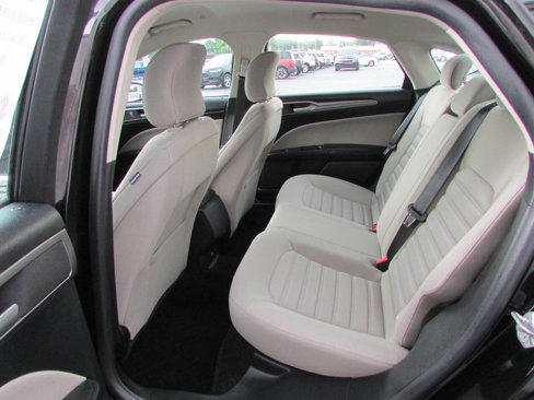 Used 2018 Ford Fusion S image 4