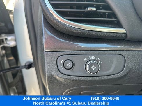 Used 2021 Buick Encore Preferred w/ Safety Package II image 17