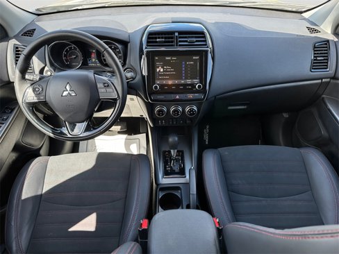 Used 2022 Mitsubishi Outlander Sport SE image 17