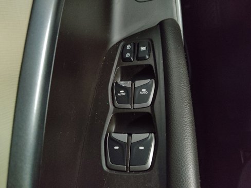 Used 2017 Hyundai Santa Fe Sport image 27