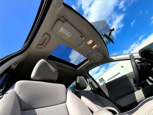 Used 2018 Honda HR-V EX image 18