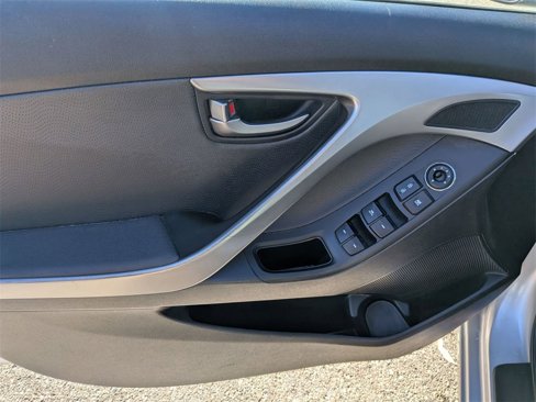 Used 2013 Hyundai Elantra Limited w/ Technology Pkg image 14