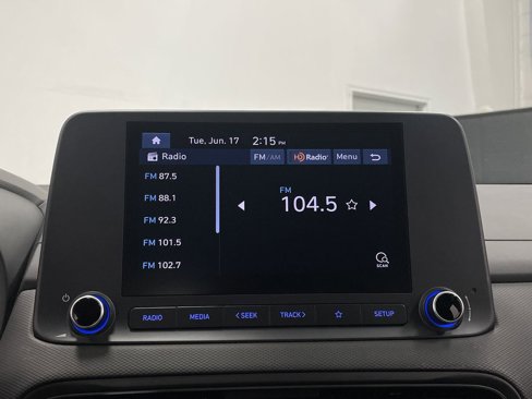 Used 2023 Hyundai Kona SE w/ Cargo Package image 16