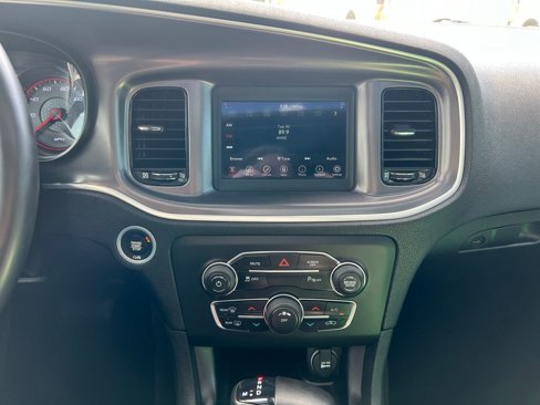 Used 2020 Dodge Charger SXT w/ Blacktop Package image 27