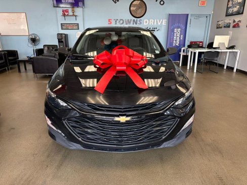Used 2019 Chevrolet Malibu LS w/ LPO, Convenience Package 1 image 3