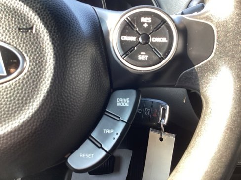 Used 2018 Kia Soul image 16