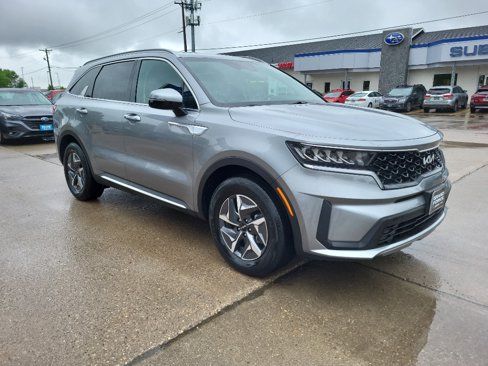 Used 2022 Kia Sorento S image 4