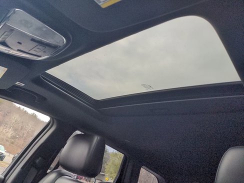 Used 2022 Jeep Grand Cherokee Limited image 21