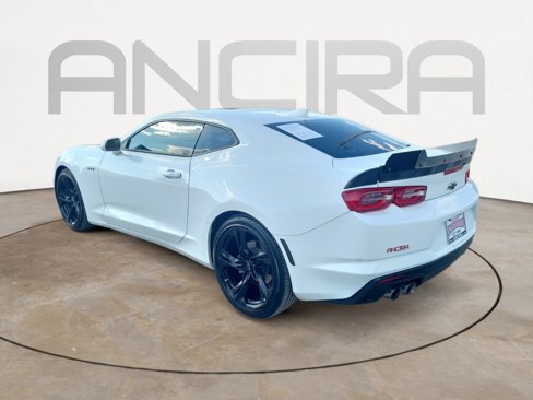 Used 2021 Chevrolet Camaro LT image 8