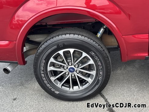 Used 2015 Ford F150 Lariat w/ Equipment Group 501A Mid image 12