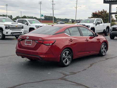 Used 2022 Nissan Sentra SV image 3