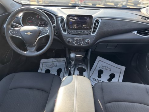 Used 2023 Chevrolet Malibu LT image 18