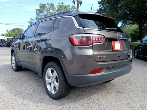 Used 2019 Jeep Compass Latitude w/ Popular Equipment Group image 8