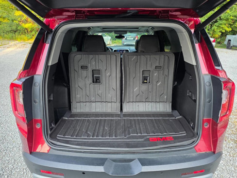 Used 2020 GMC Acadia SLT w/ LPO, Floor Liner Package image 30