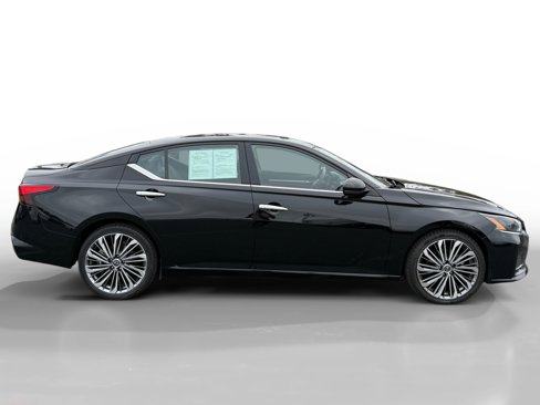 Used 2023 Nissan Altima 2.5 SL image 6