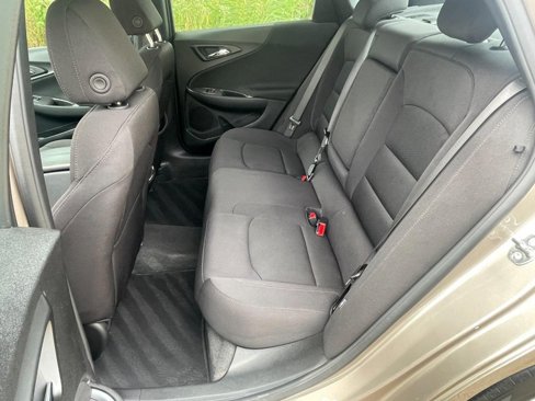 Used 2024 Chevrolet Malibu LT image 12
