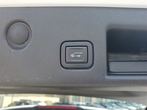 Used 2024 Chevrolet Equinox LT image 10