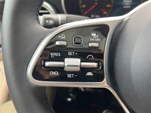 Used 2020 Mercedes-Benz GLC 300 4MATIC Coupe image 29