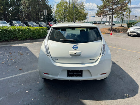 Used 2016 Nissan Leaf SV image 5