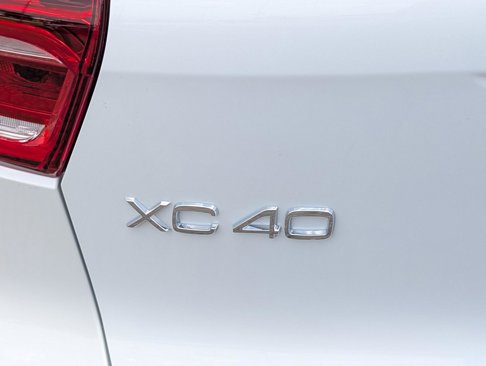 New 2026 Volvo XC40 B5 Plus w/ Protection Package Premier image 8