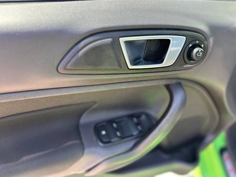 Used 2015 Ford Fiesta ST image 45