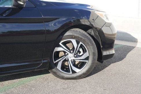 Used 2017 Honda Accord LX image 8