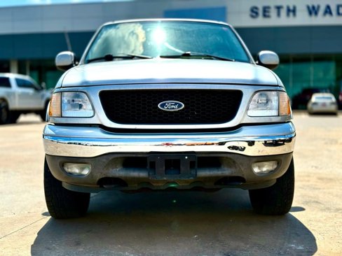 Used 2003 Ford F150 XLT image 3