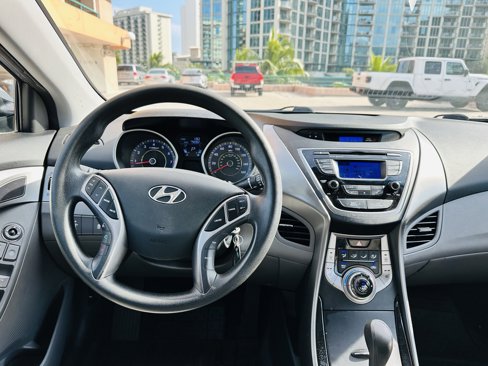 Used 2013 Hyundai Elantra GLS w/ Preferred Pkg image 20
