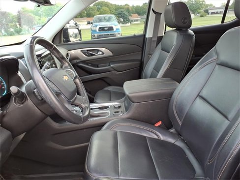 Used 2019 Chevrolet Traverse LT w/ LT Premium Package image 14