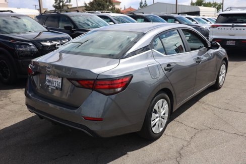 Used 2024 Nissan Sentra S image 4