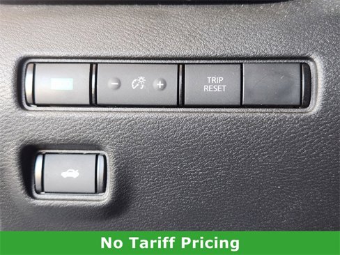 Used 2021 Nissan Sentra SR image 21