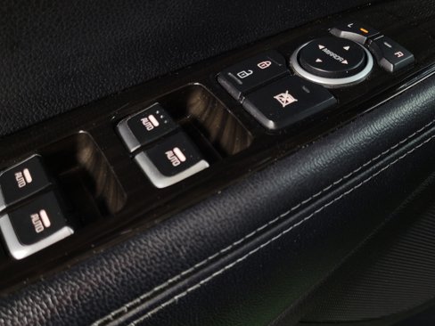 Used 2019 Kia Sorento LX image 27