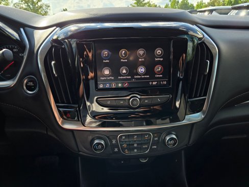 Used 2021 Chevrolet Traverse LS image 15