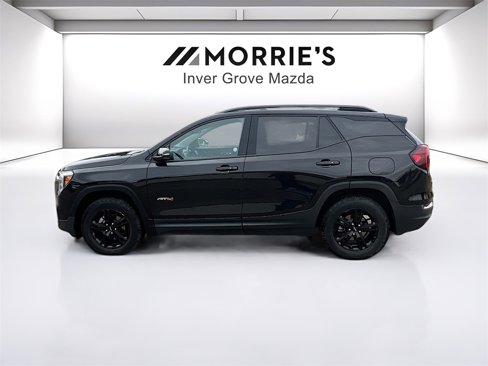 Used 2023 GMC Terrain AT4 image 8