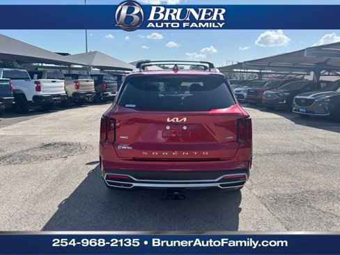 Used 2022 Kia Sorento SX w/ Panoramic Sunroof Package image 6