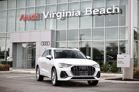 Used 2024 Audi Q3 2.0T Premium Plus image 1